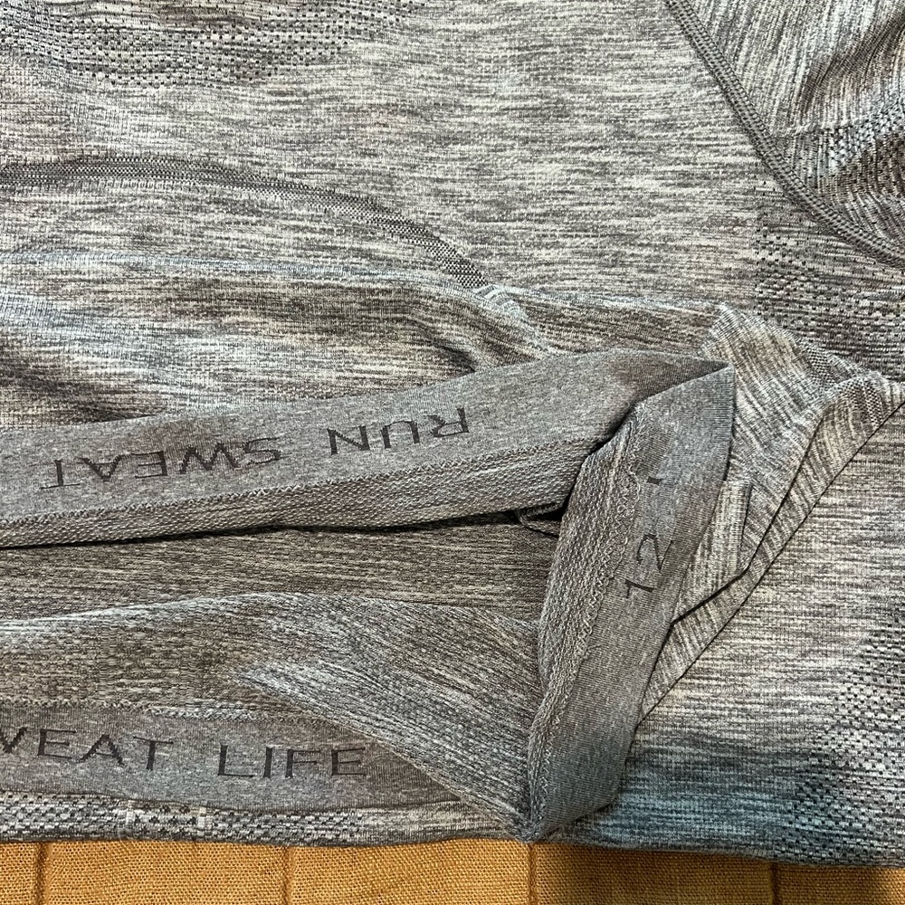 Swiftly Tech Short Sleeve